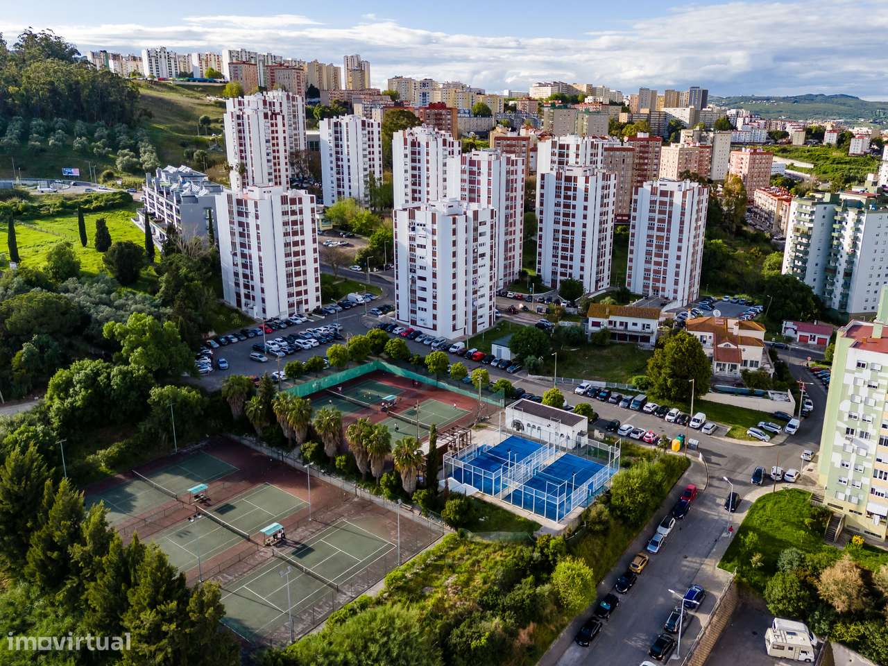 Apartamento 3 assoalhadas | Remodelado | Arrecadação | 5m do Metro-19