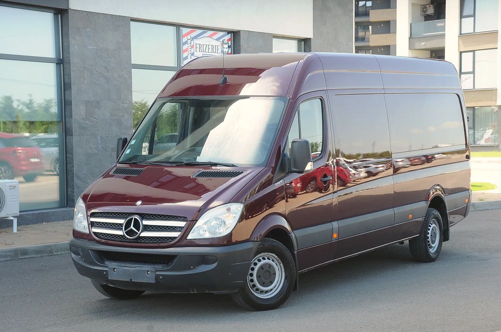 Mercedes-Benz Sprinter 2011