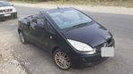 Far dreapta Mitsubishi Colt - 2