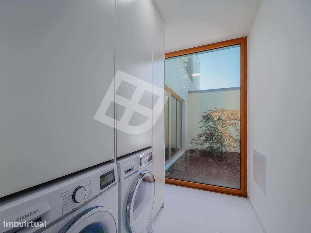 Moradia T4+1 - Excelentes acabamentos, na Cidade de Aveiro - Grande imagem: 5/23