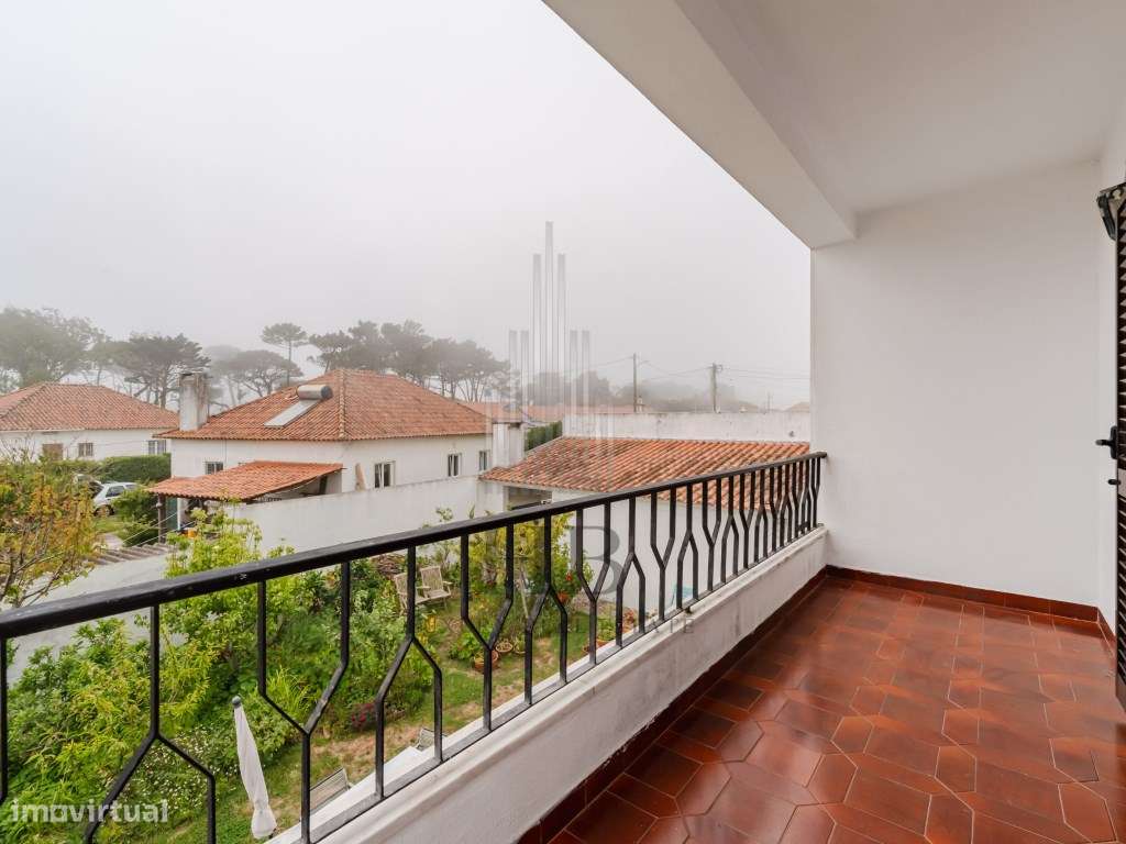 Moradia T4 Magoito com Vista Mar e Serra | Sintra-37