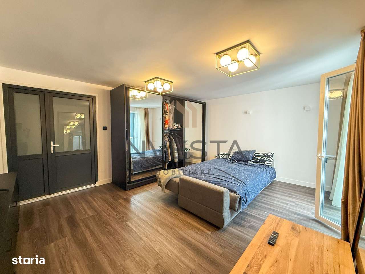 Casa insiruita cu finisaje moderne in cartierul Europa! - Imagine principală: 5/20