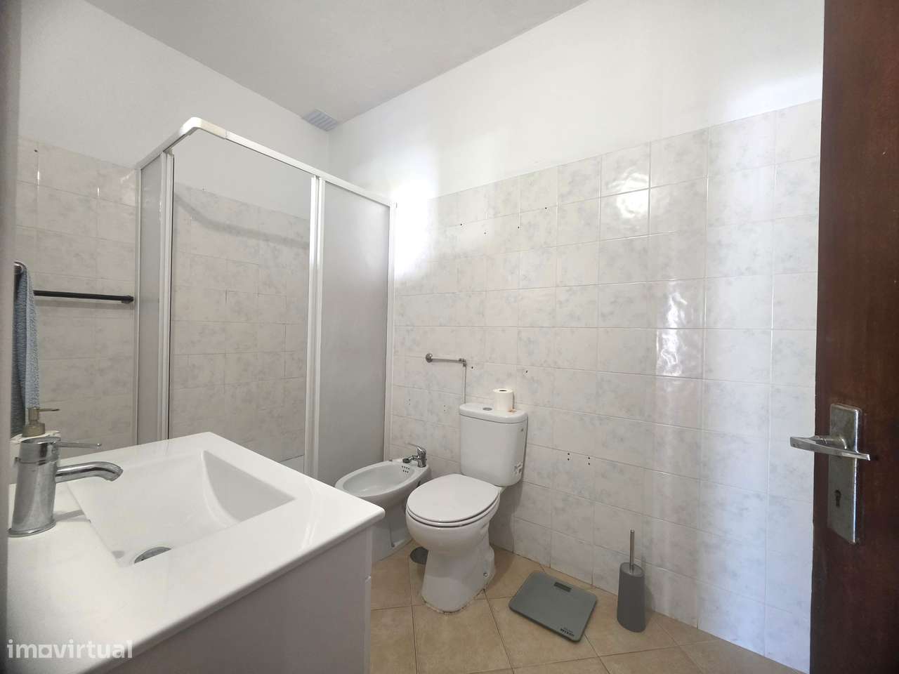 Lote de Terreno com Moradia – Oportunidade de Investimento-15