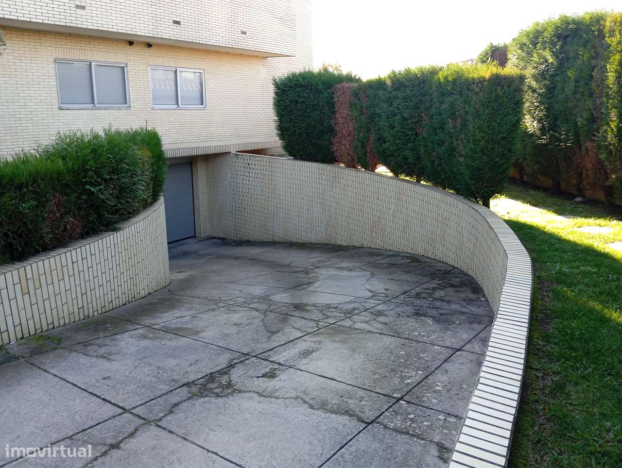 Fantástico apartamento T2 com terraço em condomínio fechado em Canelas-28