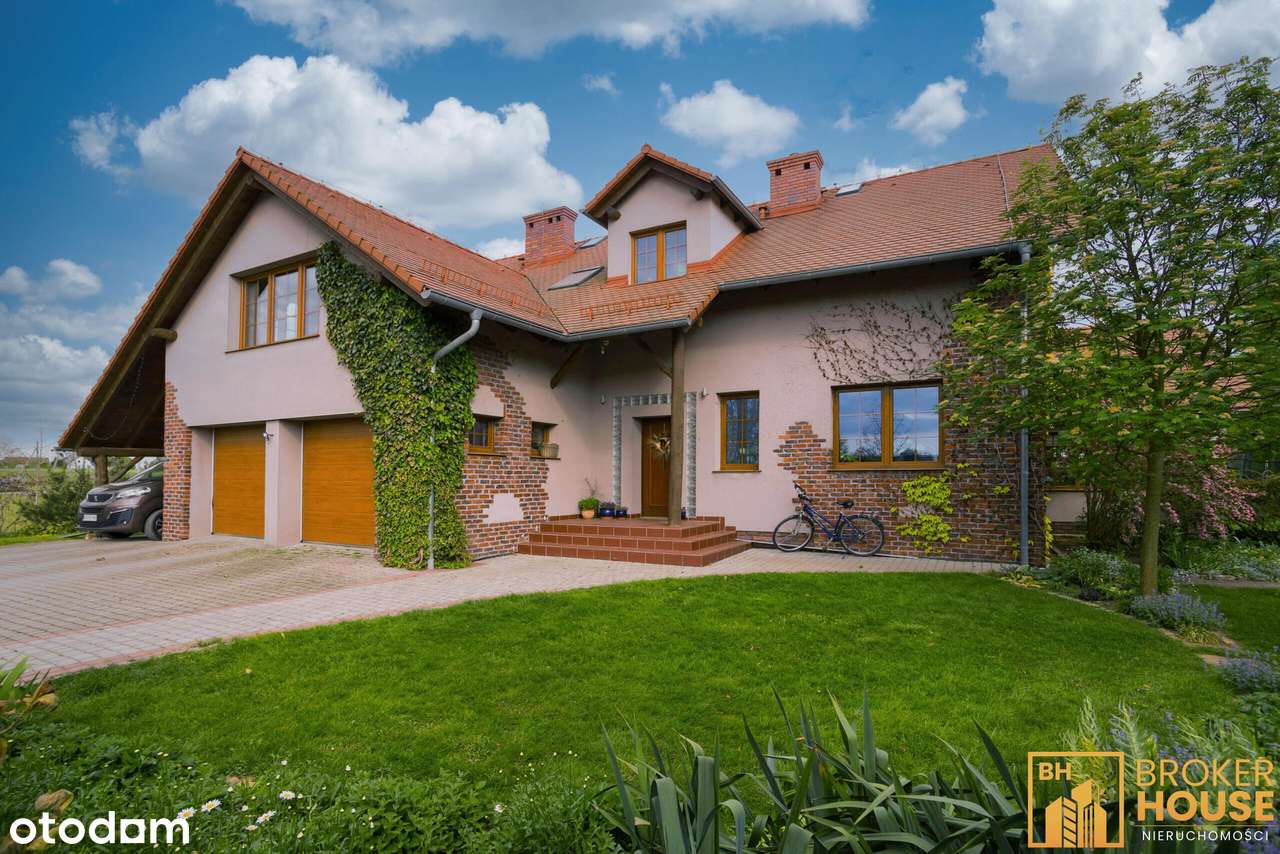 Wyjątkowy dom na dużej działce- Ciepielowice-1