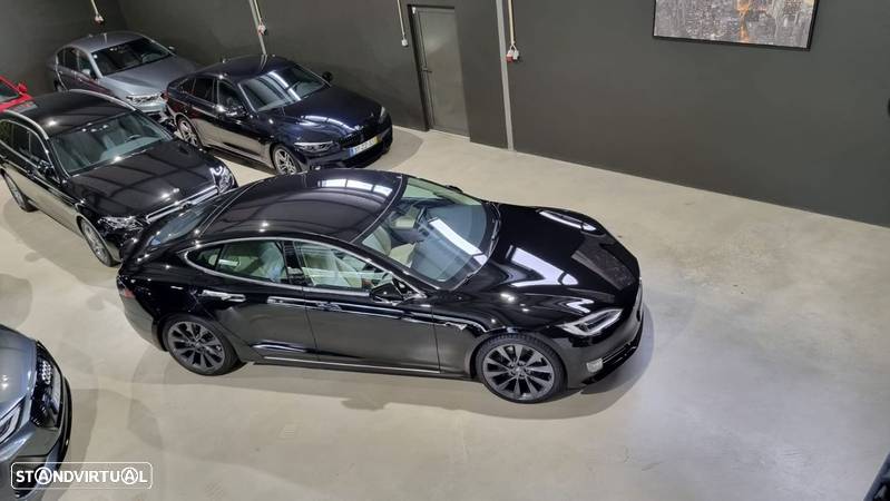 Tesla Model S 100D - 32