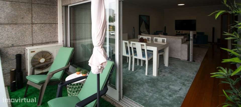 Magnífico apartamento T2 localizado no centro da Maia - Grande imagem: 5/22