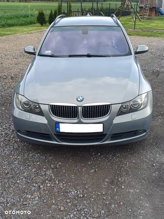 BMW Seria 3 - 12