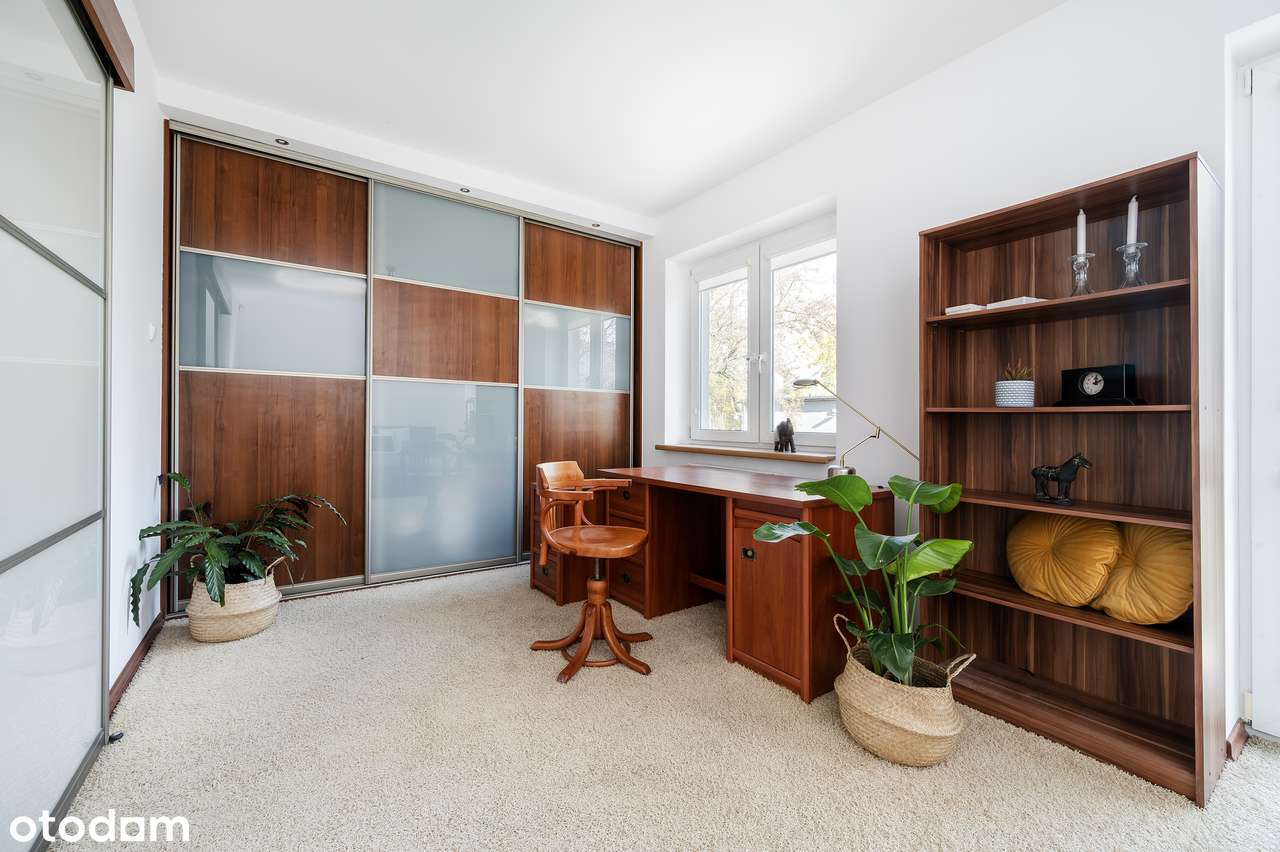 Apartament dla tych, którzy cenią dużo przestrzeni i światła-9