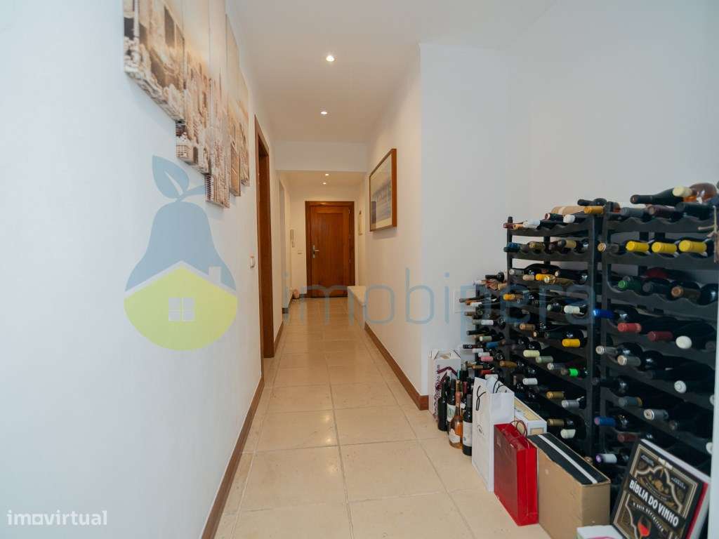 Excelente apartamento T2 localizado sobre o Rio Arade na Boca do Ri...-5