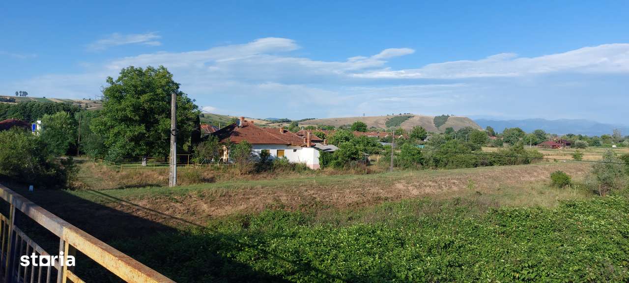 Casă de vânzare în Uileacu de Beiuș - Imagine principală: 4/5