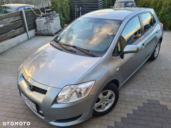 Toyota Auris 1.33 VVT-i Terra - 10