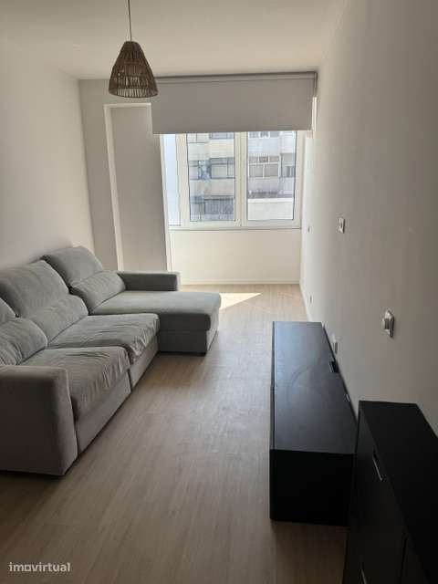 T1 Rua das Doze Casas-26