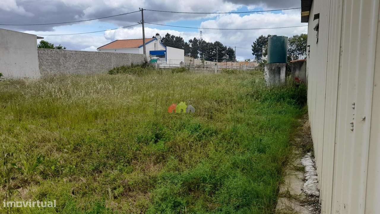 Lote de terreno urbano com 1250 m2 em Palmela-6