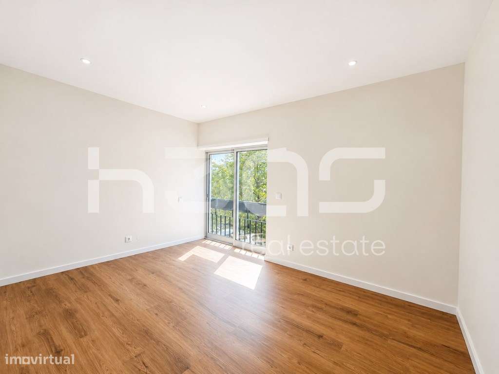 Apartamento T3 em Braga - Remodelação Total e Excelente Luminosidade-6