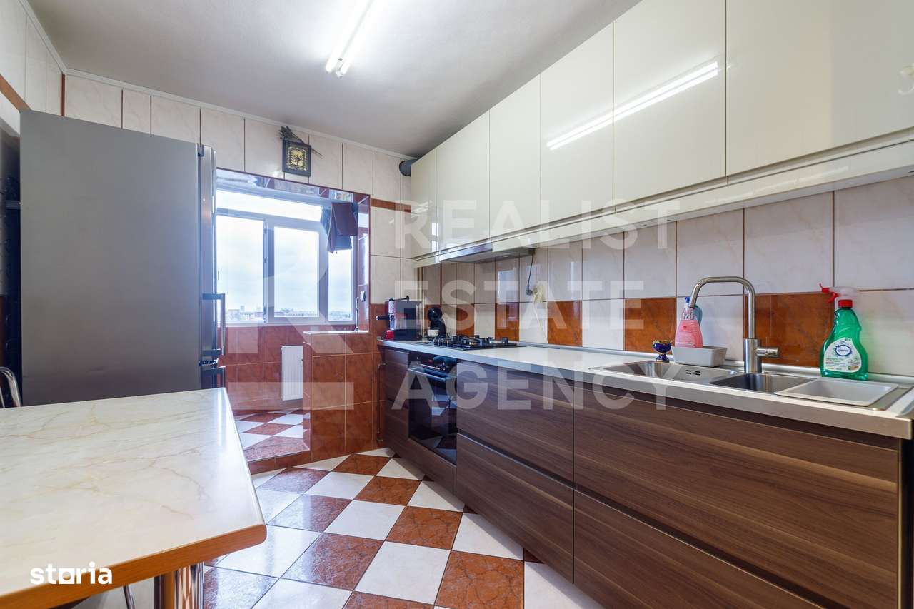 Vânzare, apartament, 3 camere, zona Uverturii - Imagine principală: 4/11