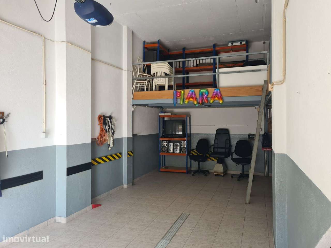 Garagem para 2 carros - Grande imagem: 2/9