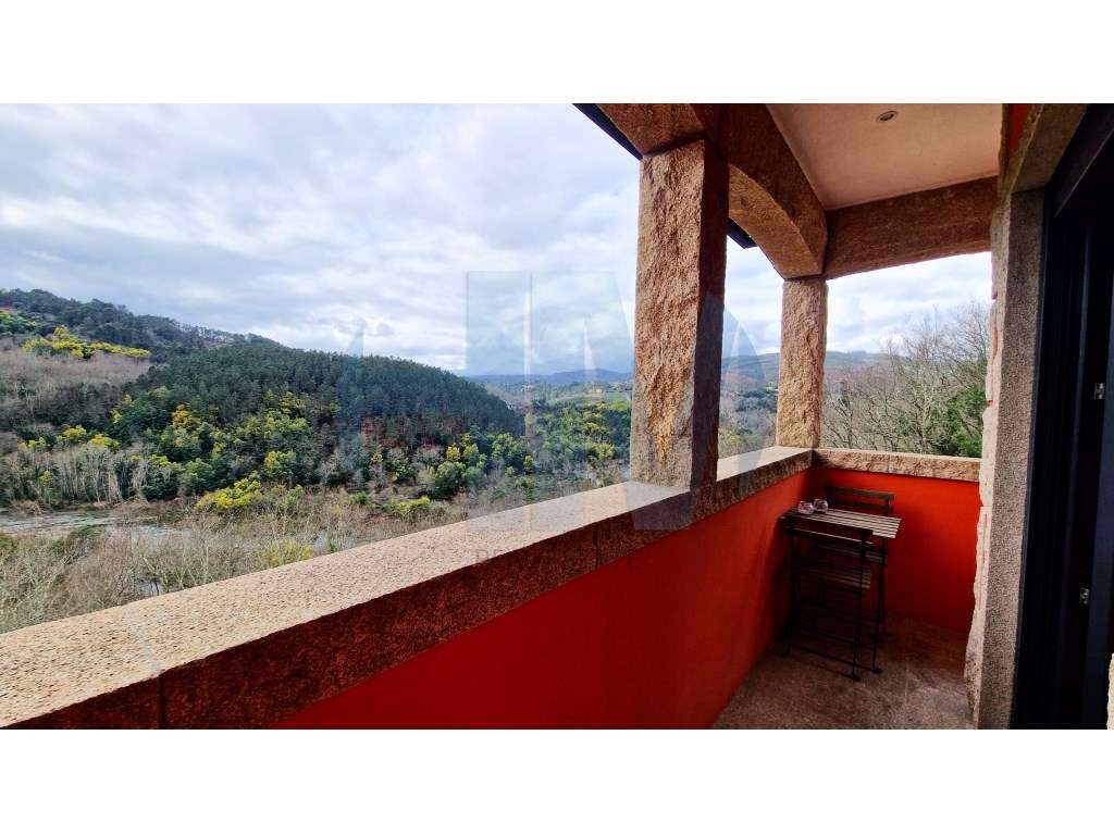 Moradia T5 sobre o Rio Tâmega - Amarante (Fridão)-27