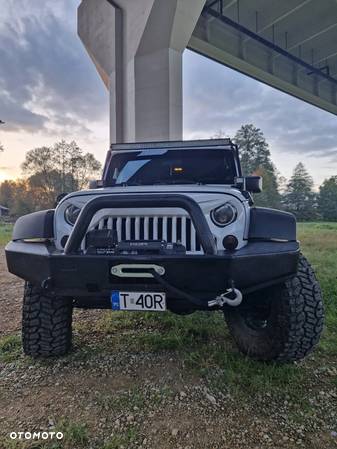 Jeep Wrangler - 2