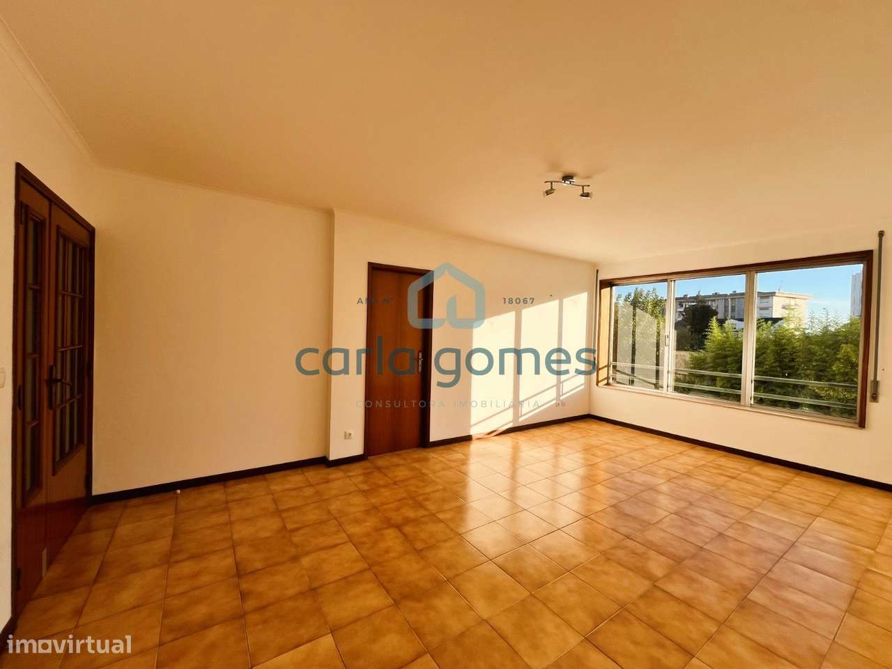 ÓTIMO APARTAMENTO T2, 2 frentes, Águas Santas ( junto às piscinas)-9