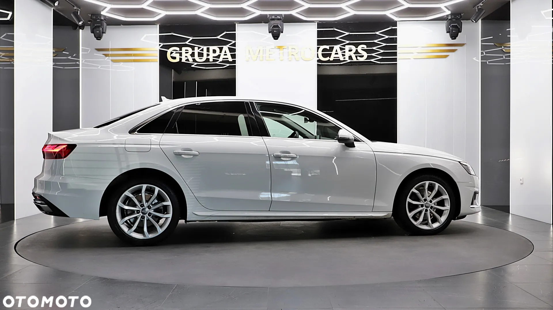 Audi A4 35 TDI mHEV Advanced S tronic - 10