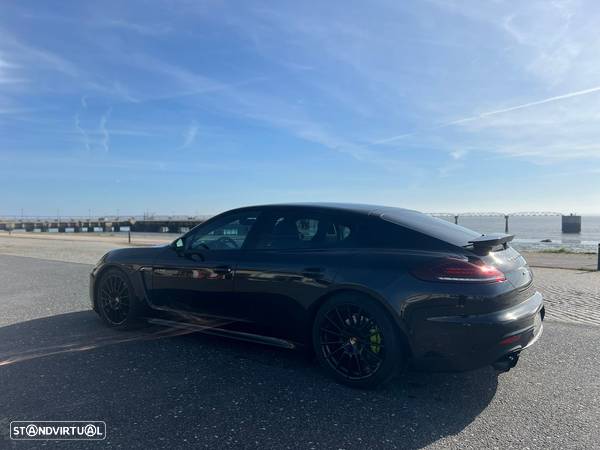 Porsche Panamera Turbo S E-Hybrid - 10