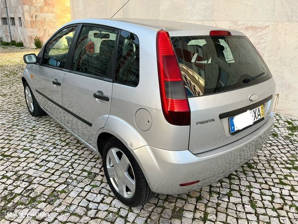 Ford Fiesta 1.25 Trend - 3