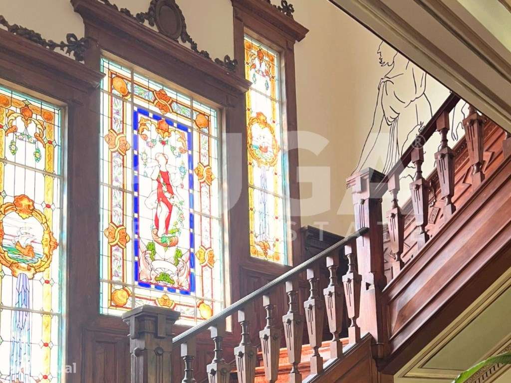 Palacete Centenário T5 em Miramar | Identidade Histórica e Proximid...-6
