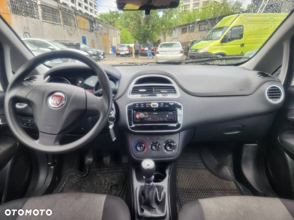 Fiat Punto 1.4 Easy S&S Euro6 - 11