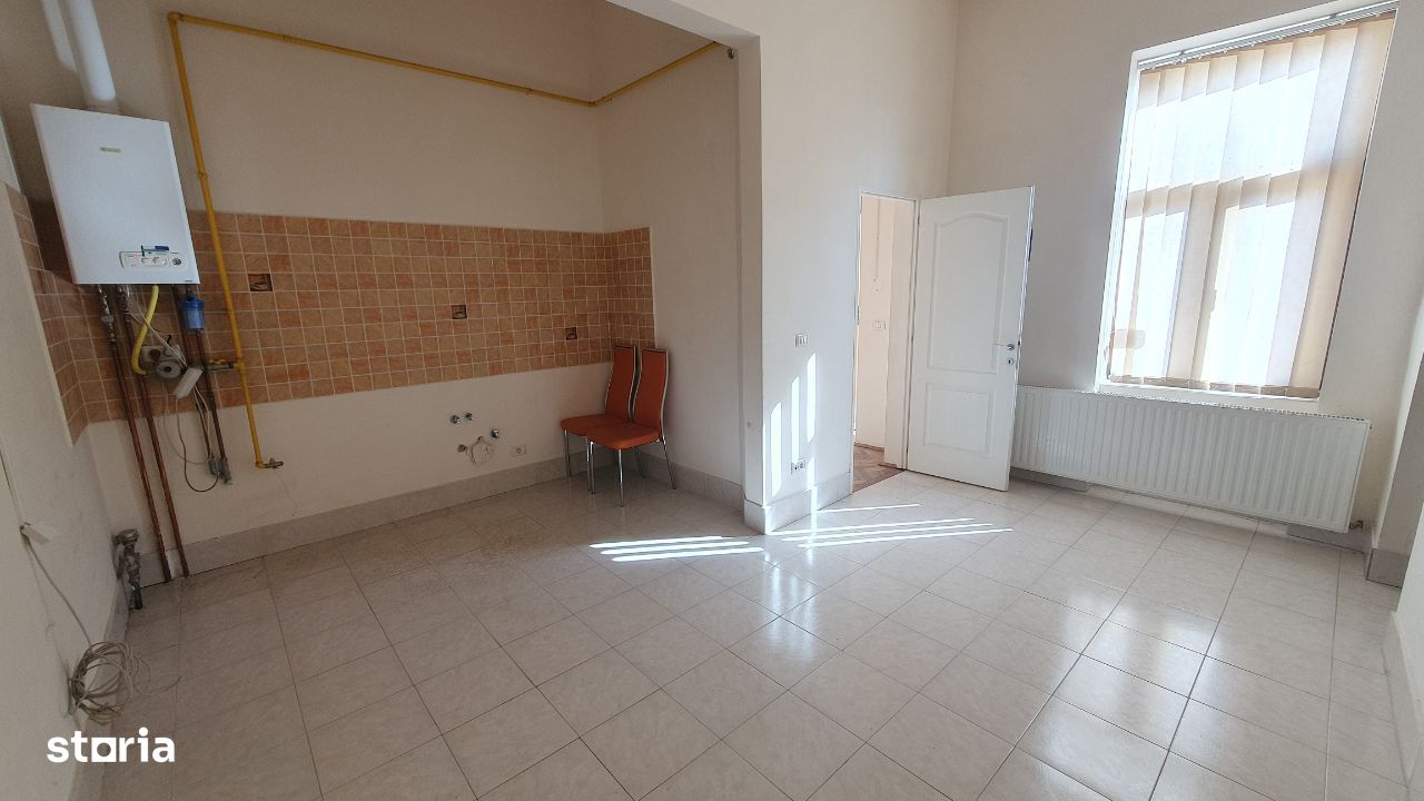 Vand apartament 2 camere zona Ultracentrala - ID : RH-36814-property