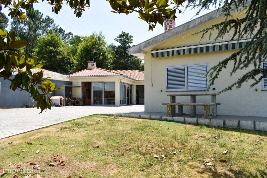 Moradia Ind. V3 c/ Piscina - Pinheiro - Grande imagem: 4/60