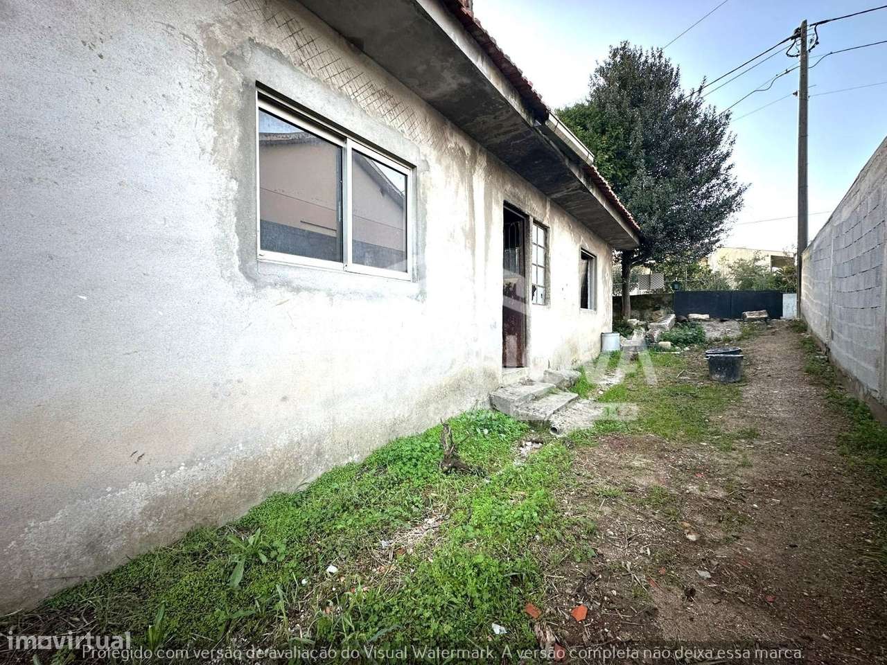 Moradia Térrea c/ terreno para Recuperar - Pedroso, Vila Nova de Gaia - Grande imagem: 2/13