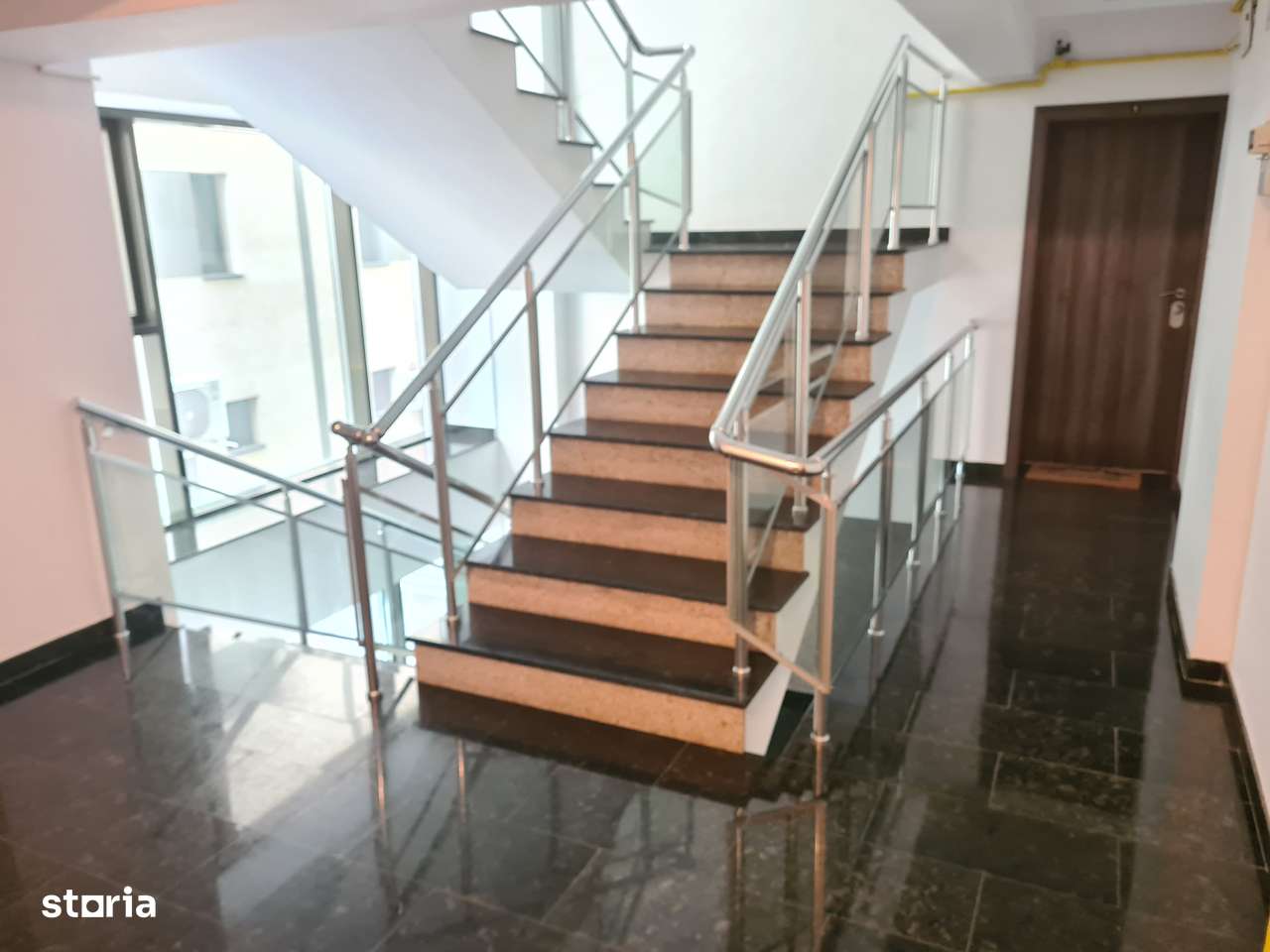 Apartament 2 camere, et.2, bloc 2015, Ultracentral-Bacau-8