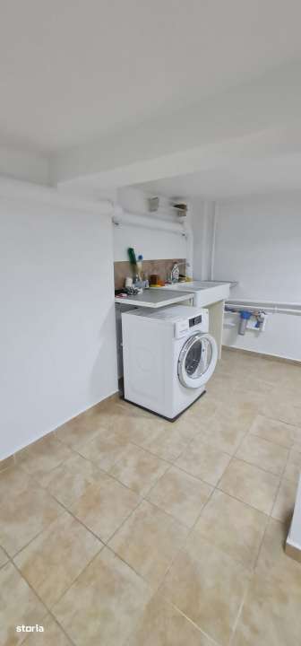 Casa /Vila Lacul Tei D+P+1+M Renovata-9