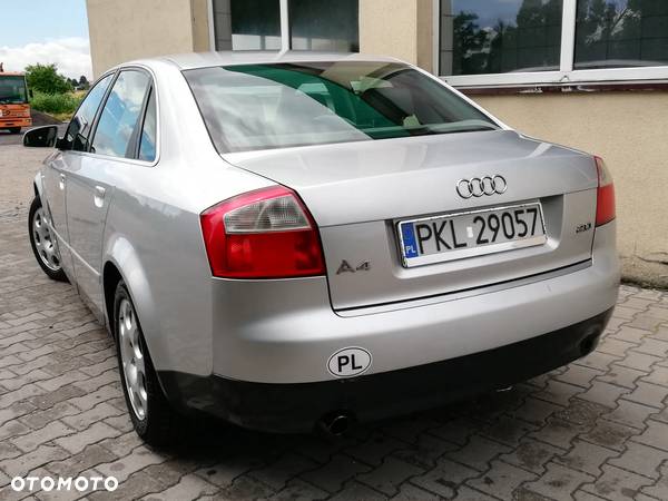 Audi A4 2.0 - 15