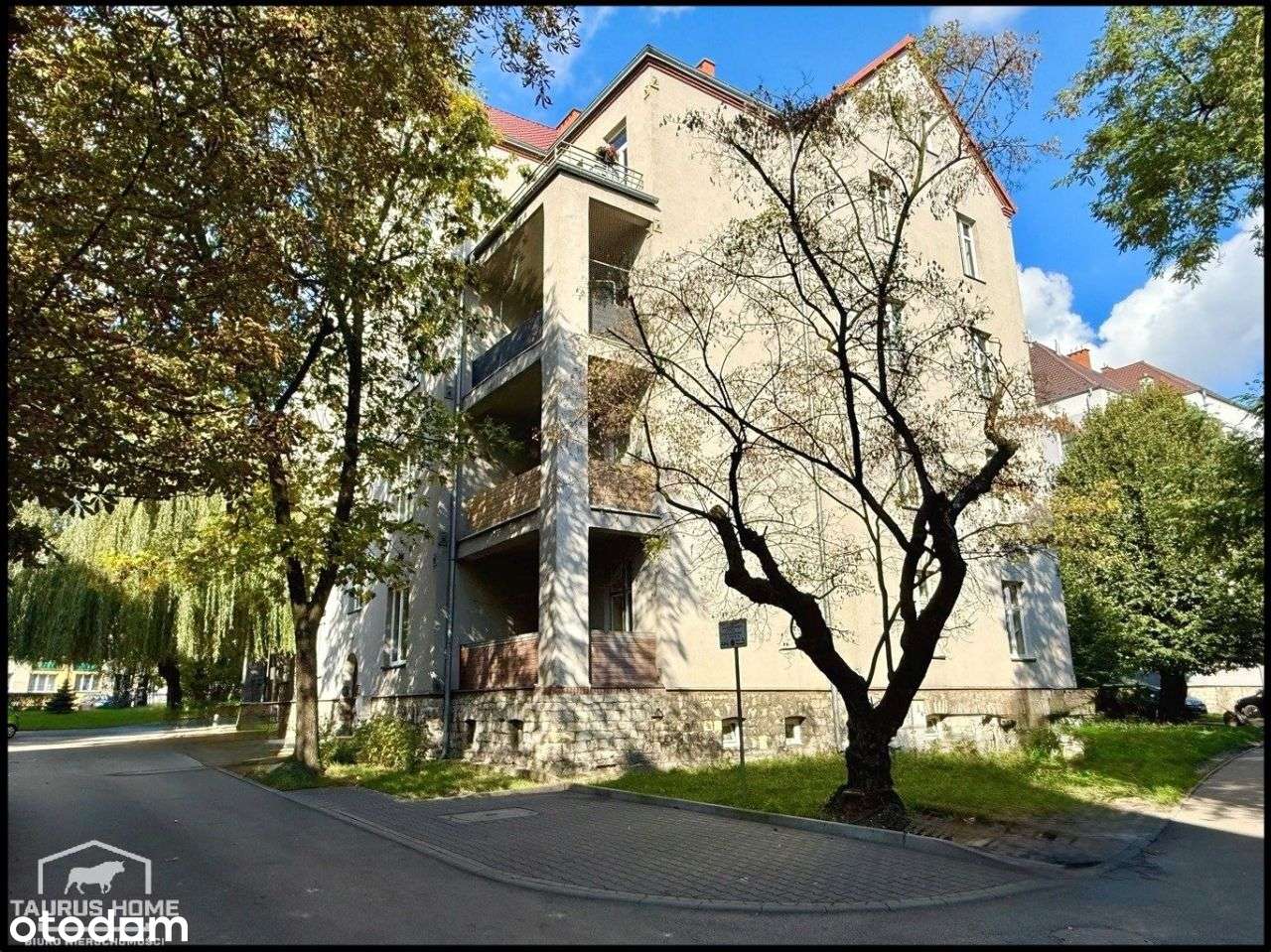 M3 Przy Uniwersytecie Śląskim- Ul. Szpaków.-1