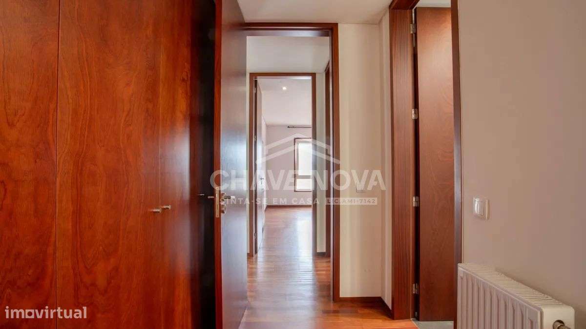 Apartamento T3 Praça das Flores - Bonfim - Porto-12
