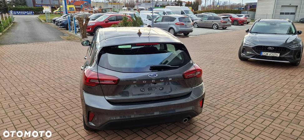 Ford Focus 1.0 EcoBoost mHEV Titanium - 4