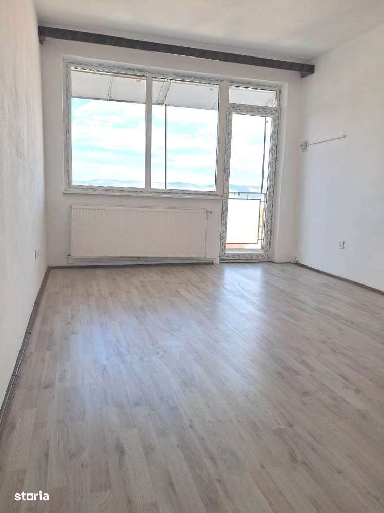 Apartament 3 camere etaj 10 pe Mihai Viteazu - Imagine principală: 2/12