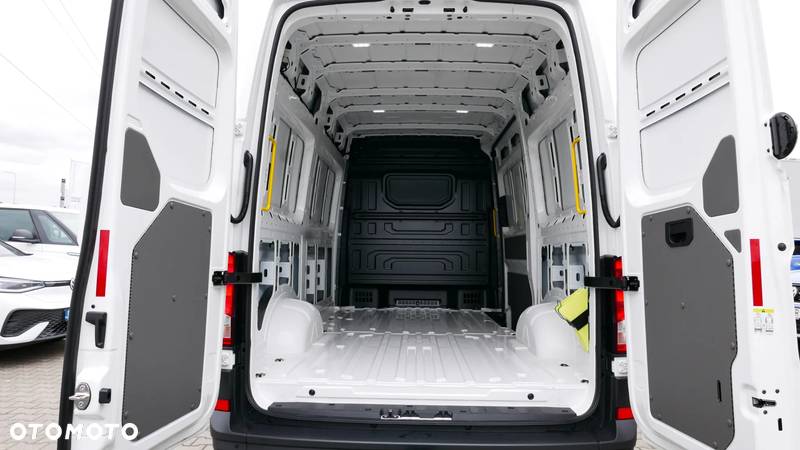 Volkswagen Crafter 35 - 22