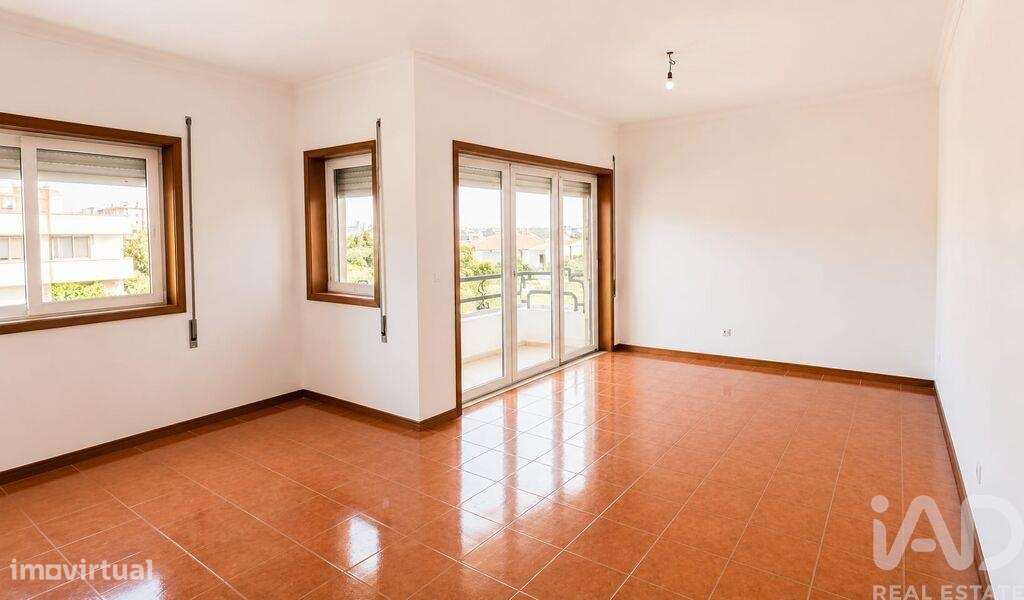 Apartamento T3 em Modivas de 100 m2-0