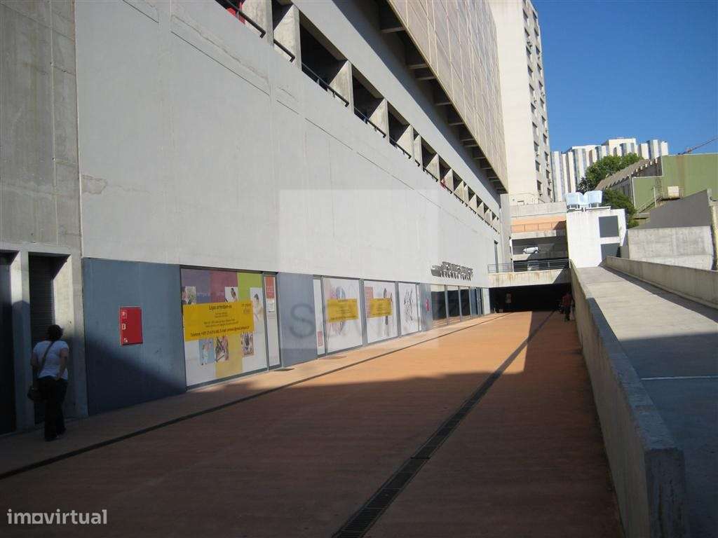 Lojas na Boavista (Estádio do Bessa) | LEA 01100 - Grande imagem: 3/7