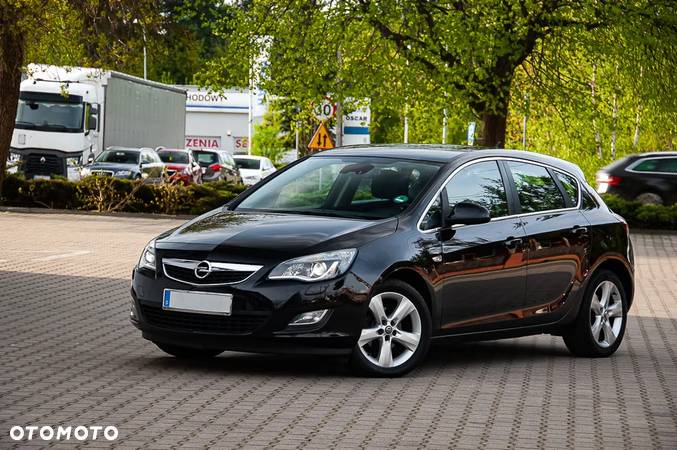 Opel Astra 1.4 Turbo Cosmo - 30