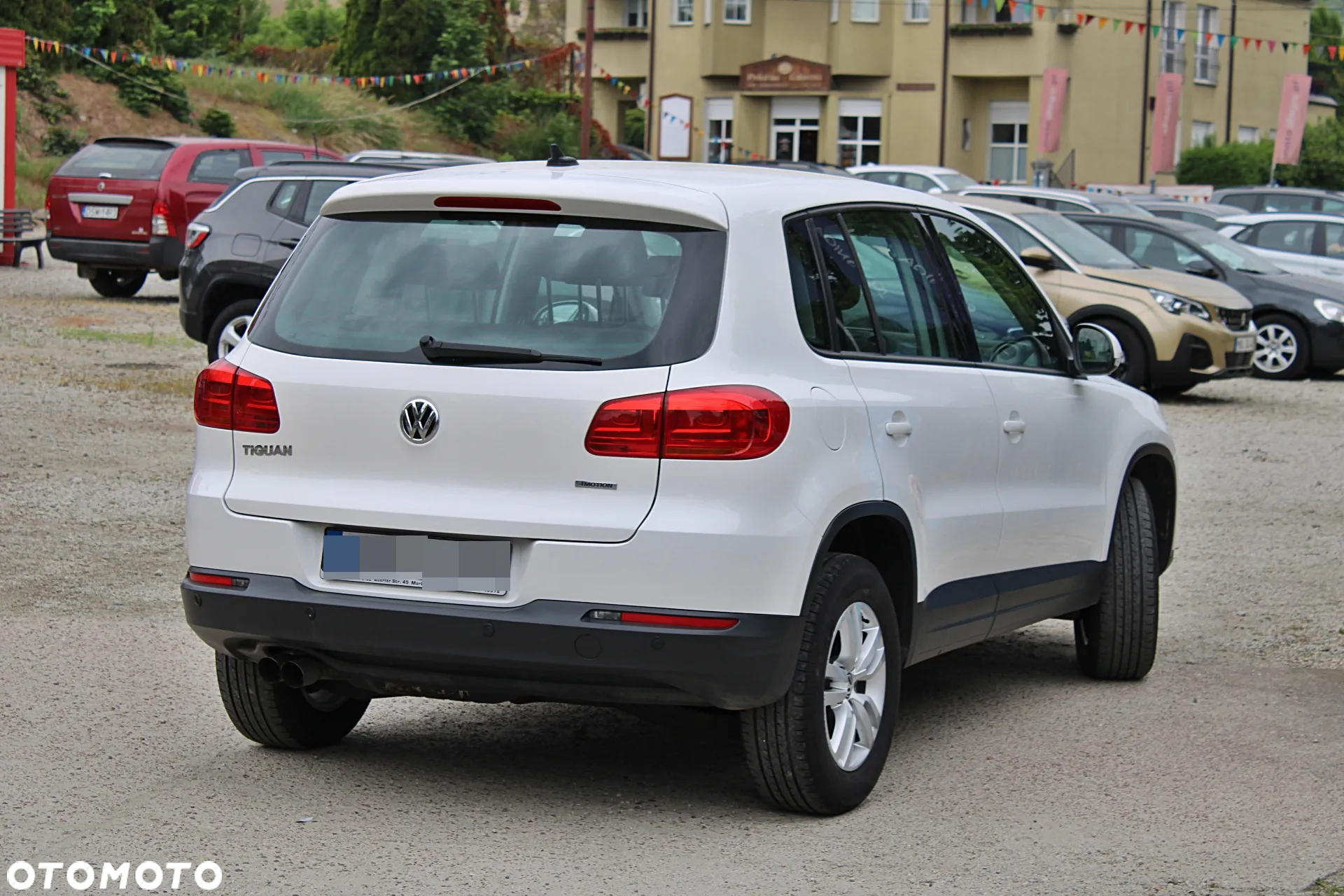 Volkswagen Tiguan - 11