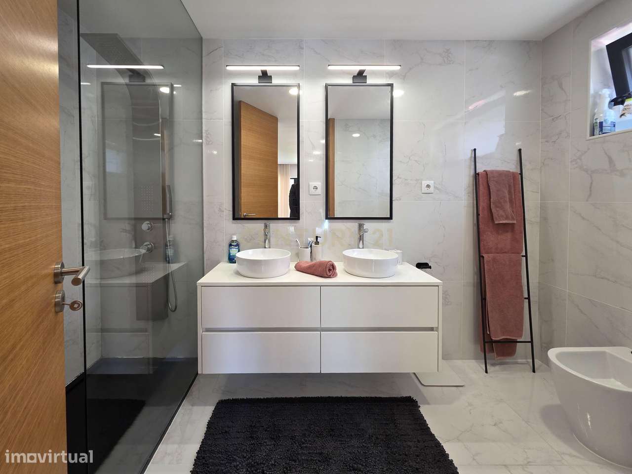 Moradia T3 Exclusiva em Condomínio Privado situada em Bitarães/Paredes-23