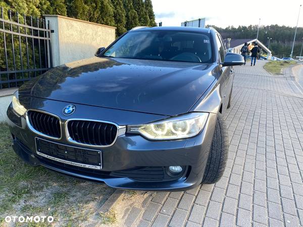 BMW Seria 3 320d - 1