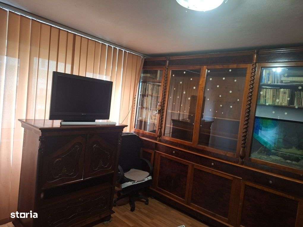 Apartament cu 3 camere - etaj 2 - Calea Sagului - Imagine principală: 4/6