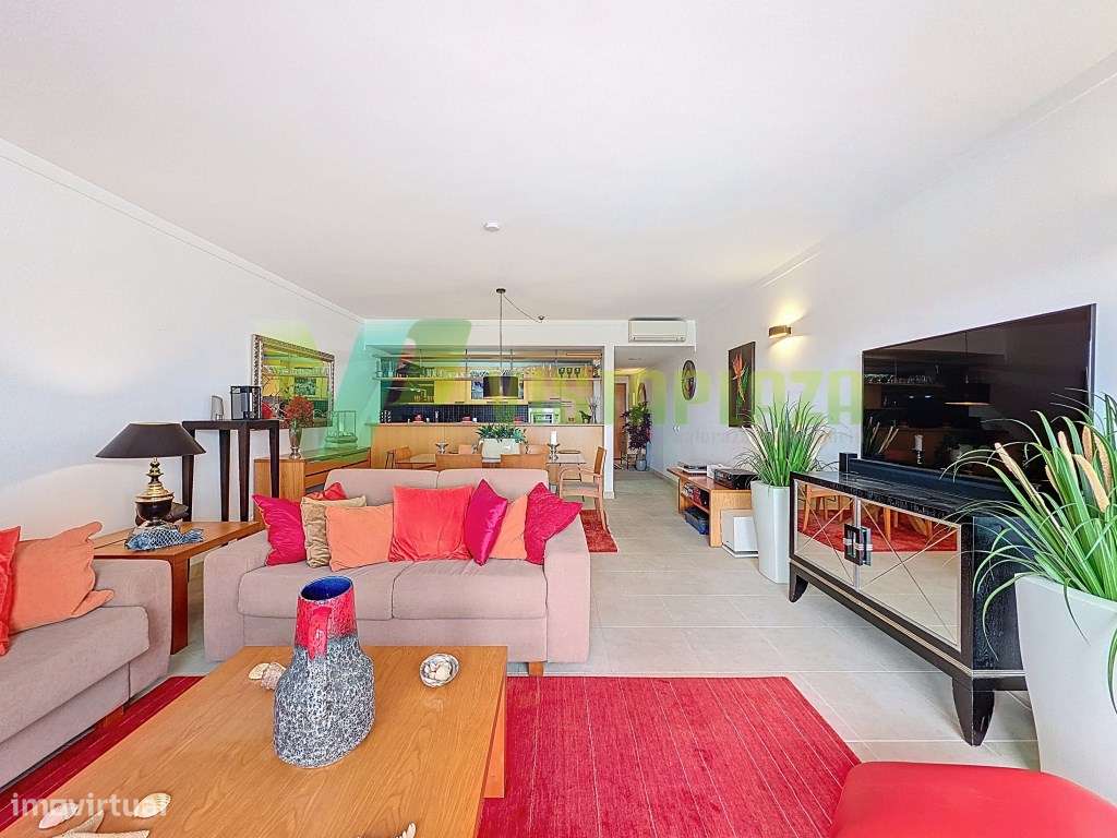 Apartamento T1 na Encosta da Marina com Vista Deslumbrante - Grande imagem: 4/35