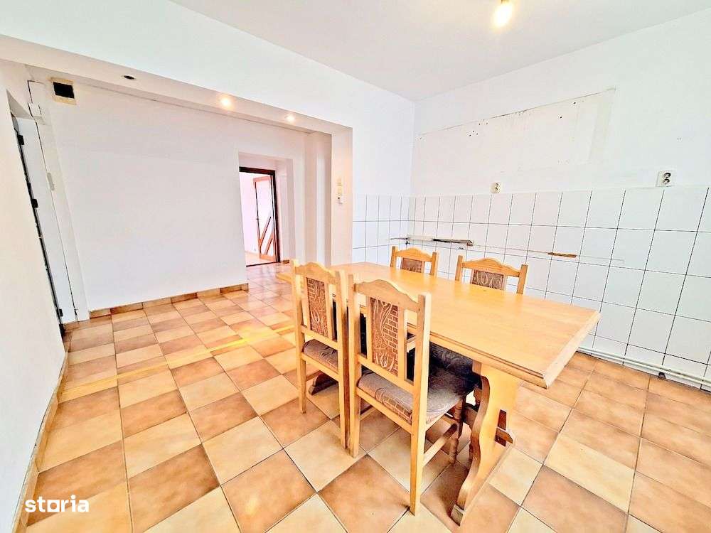 Apartament 3 camere decomandat,74 mp utili, - Bacau - Imagine principală: 3/8