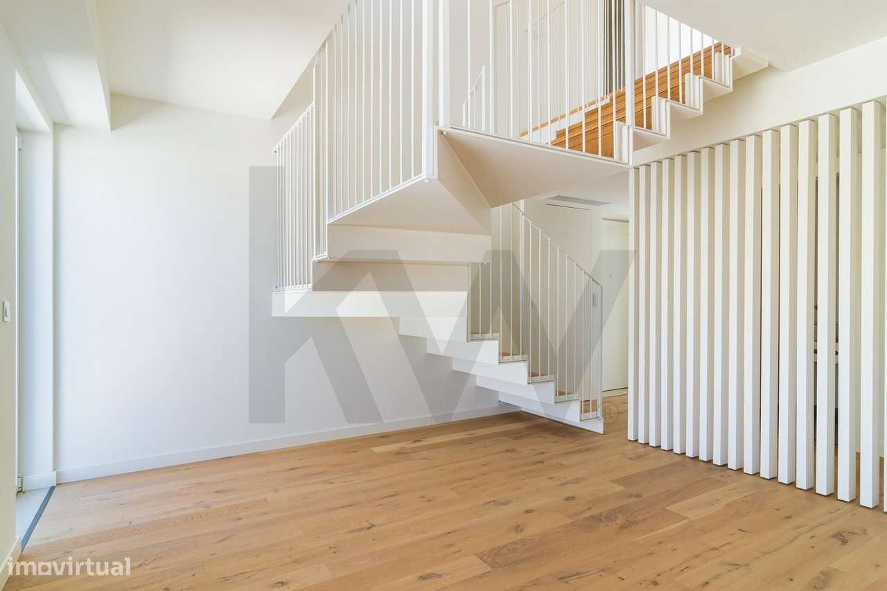 Apartamento T2 Duplex | Terraço | Estacionamento | Areeiro - Grande imagem: 3/27